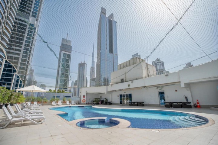 One Bedroom Apartment near Business Bay Metro 17 Luxury Bookings