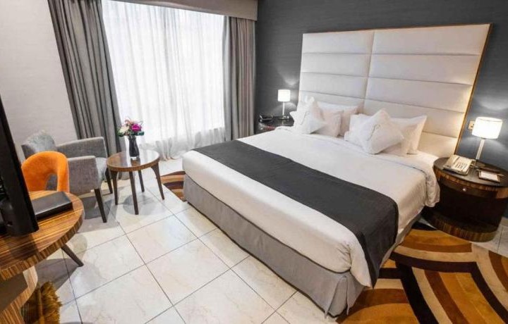 One Bedroom Apartment near Business Bay Metro 1 Luxury Bookings