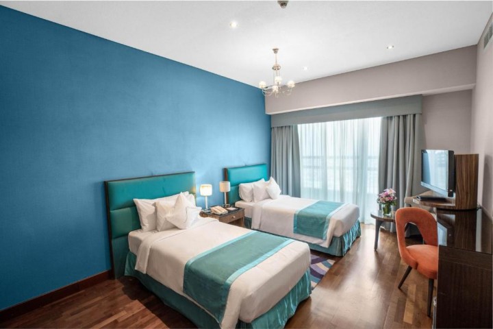 Three Bedroom Apartment Near Business Bay Metro 1 Luxury Bookings