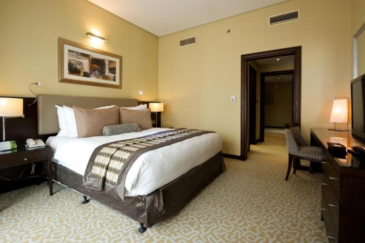 Executive 3br Apartmnt near internet metro station 0 Luxury Bookings