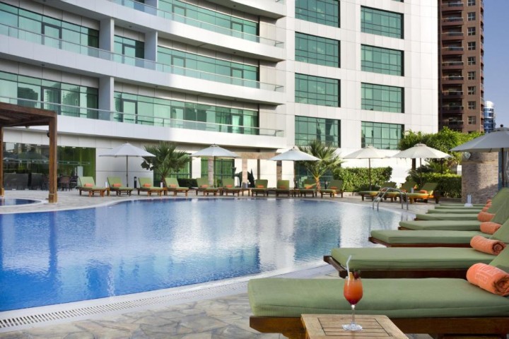 Executive 3br Apartmnt near internet metro station 4 Luxury Bookings