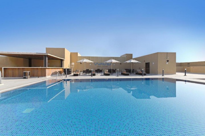 Deluxe King or Twin Room Near Mashreq Metro 7 Luxury Bookings