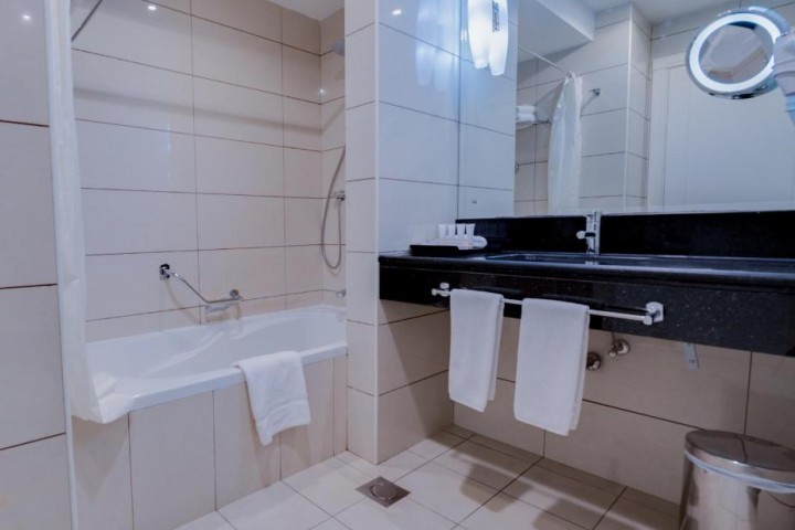 Standard Room Near Hamdan Street 14 Luxury Bookings
