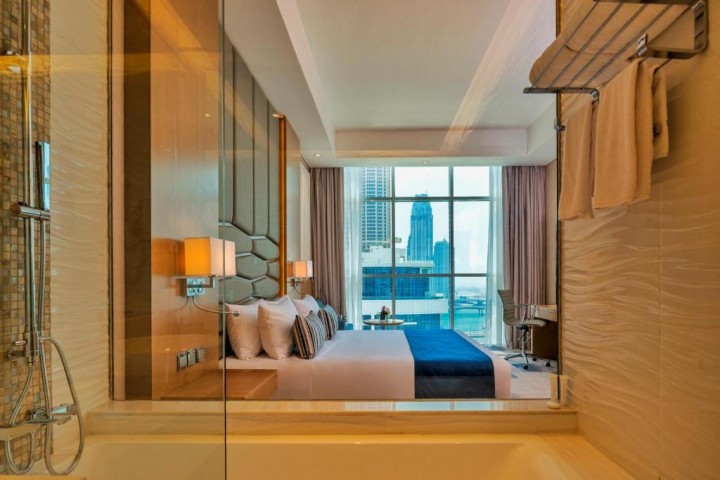 Deluxe Room in Business Bay By Luxury Bookings 5 Luxury Bookings
