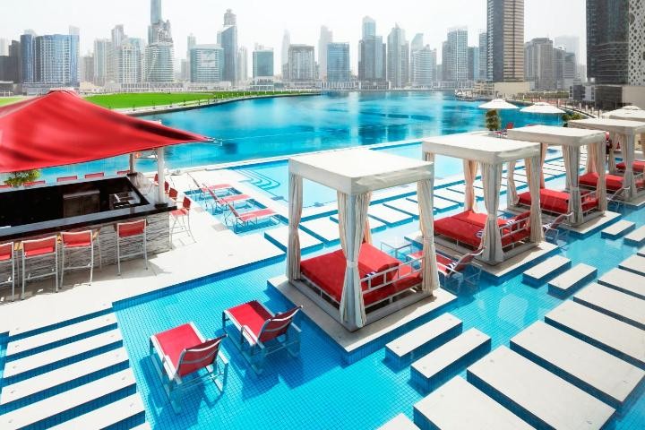 Deluxe Room in Business Bay By Luxury Bookings 13 Luxury Bookings
