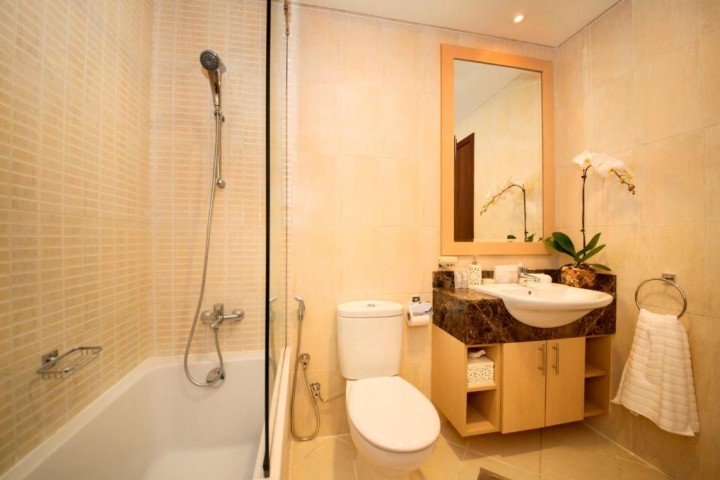 Standard Studio Apartment Near Fmart Marina 2 Luxury Bookings