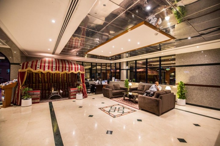 Studio Apartment Near Musallah Tower 6 Luxury Bookings