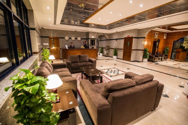 Studio Apartment Near Musallah Tower 13 Luxury Bookings