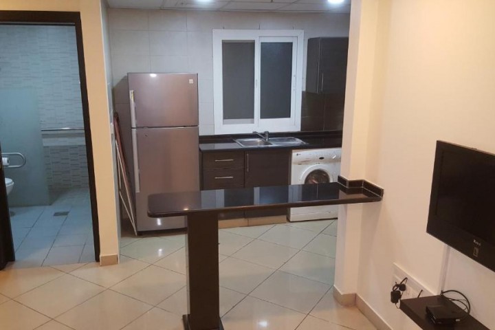 One Bedroom Apartment Near Al Shafar building 1 3 Luxury Bookings