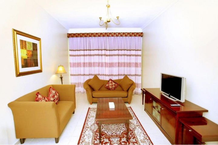 One Bedroom Apartment Near Nesto Hypermarket 8 Luxury Bookings