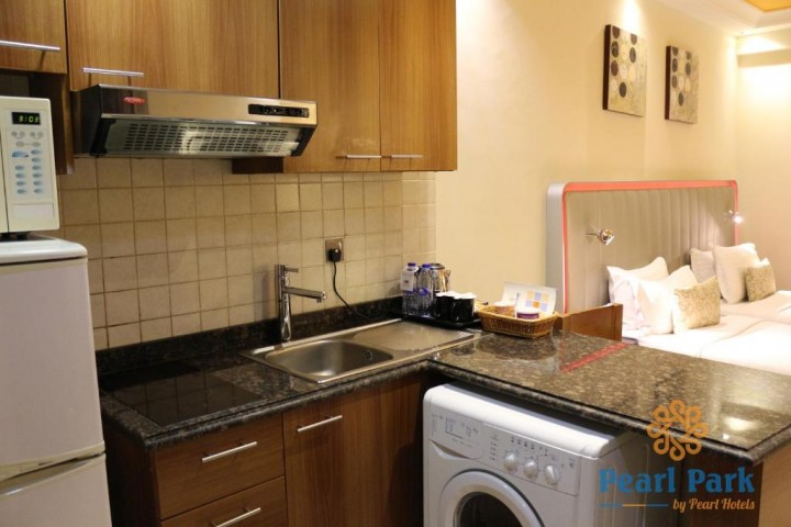 Studio Apartment Near Legend Plaza Tower 3 Luxury Bookings