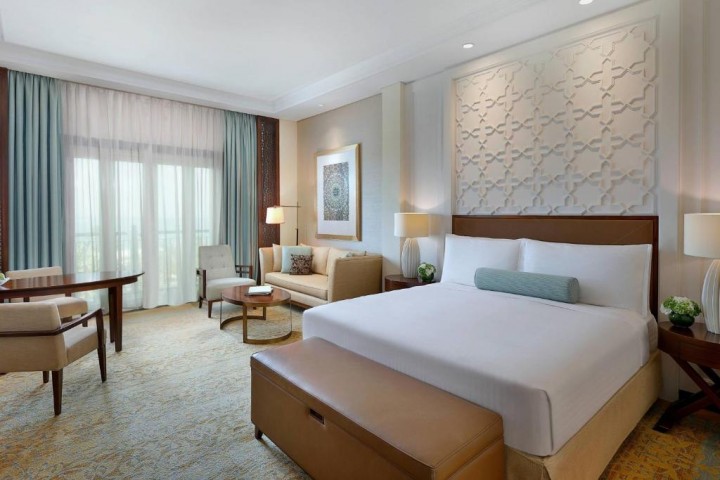 Deluxe Room Near Carrefour Market JBR 0 Luxury Bookings