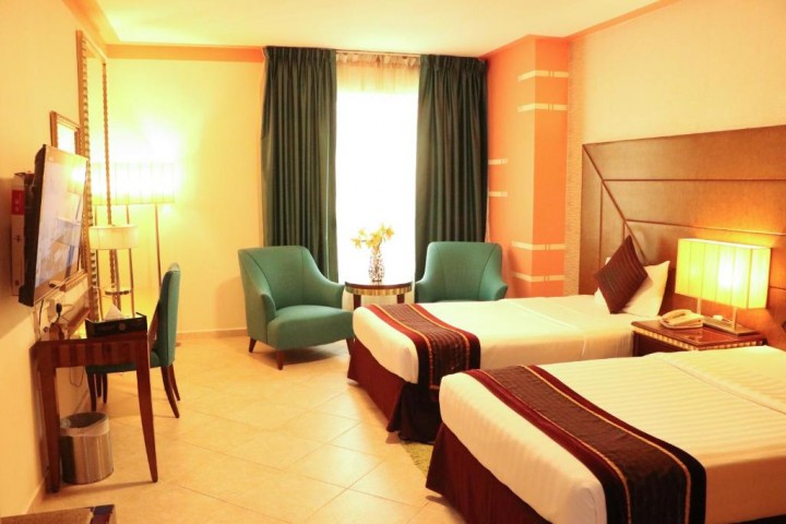 Studio Apartment Near by Day To Day Al Karama 16 Luxury Bookings