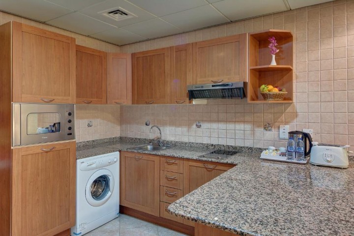 One Bedroom Apartment Near by Day To Day Al Karama 21 Luxury Bookings