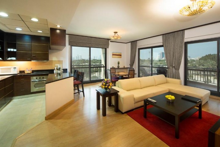 Two Bedroom Apartment Near Pk Mart Supermarket. 3 Luxury Bookings