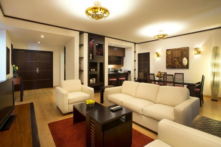 Two Bedroom Apartment Near Pk Mart Supermarket. 0 Luxury Bookings
