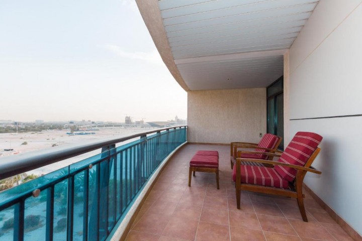 Two Bedroom Apartment Near Pk Mart Supermarket. 10 Luxury Bookings