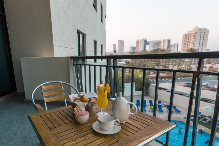 Two Bedroom Apartment Near Pk Mart Supermarket. 17 Luxury Bookings
