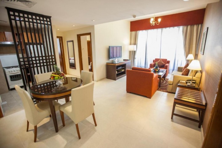 1 Bedroom Apartment Near Al Rais Tower 2 4 Luxury Bookings