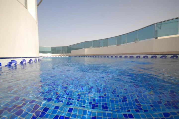 1 Bedroom Apartment Near Al Rais Tower 2 7 Luxury Bookings