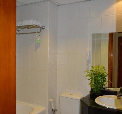 1 Bedroom Apartment Near Al Rais Tower 2 13 Luxury Bookings