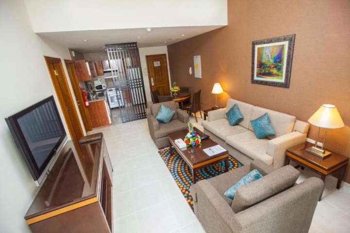 2 Bedroom Apartment Near Al Rais Tower 2 3 Luxury Bookings