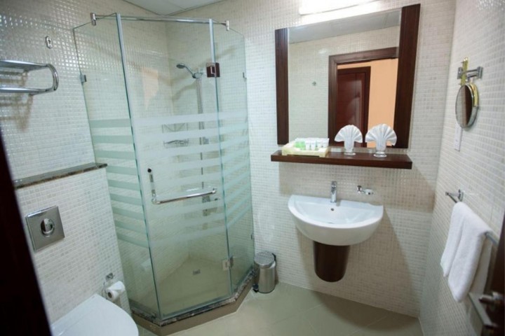Executive1 Bedroom Apartment Near Al Maya Market 18 Luxury Bookings
