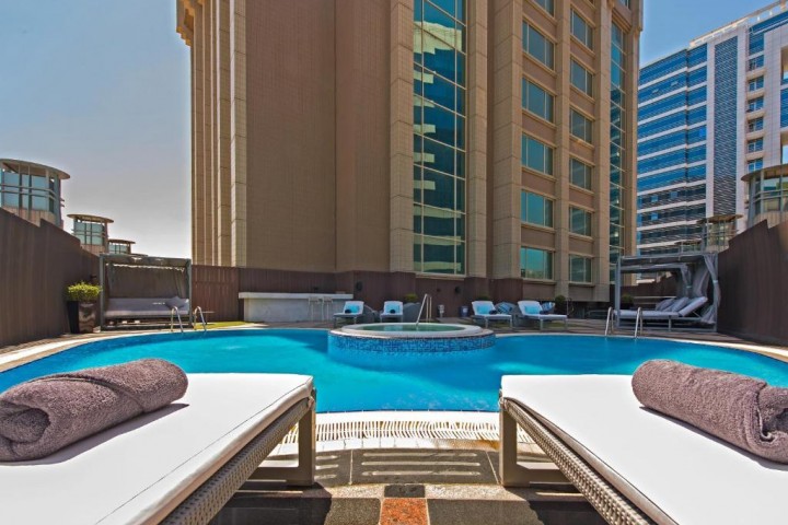 Studio Apartment Near Deira City Centre Metro 15 Luxury Bookings