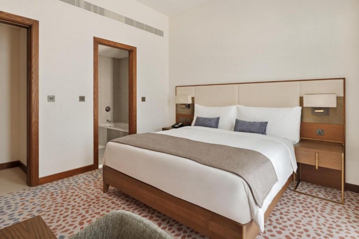 One Bedroom Suite Near Al Maktoum Airport 9 Luxury Bookings