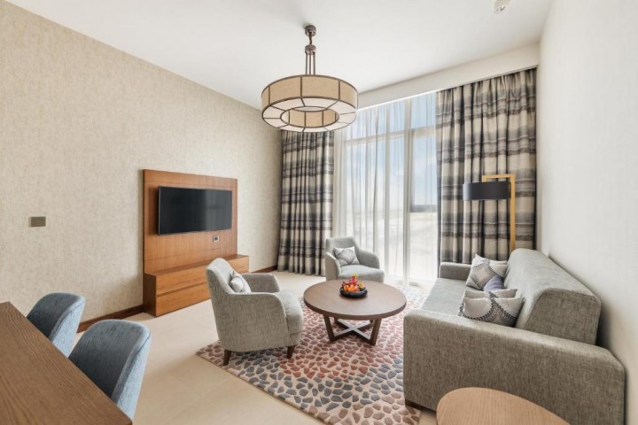 One Bedroom Suite Near Al Maktoum Airport 12 Luxury Bookings