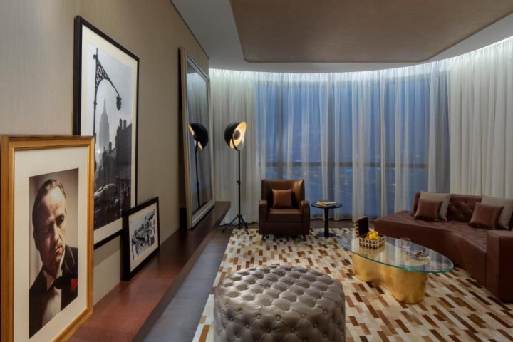 Carole Suite Room Near Damac Royal Business. 10 Luxury Bookings