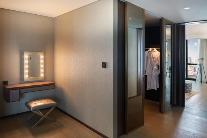 Luxury Suite Room Near Damac Royal Business bay. 23 Luxury Bookings