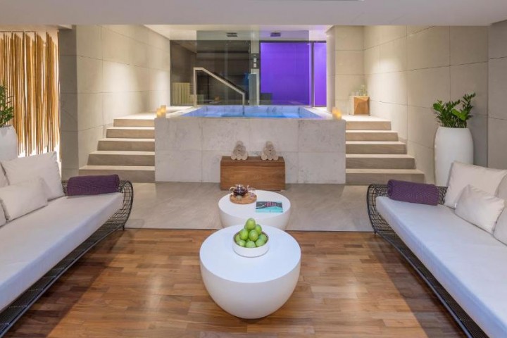 Two Bedroom Residence Near Sadaf Building 8 Luxury Bookings