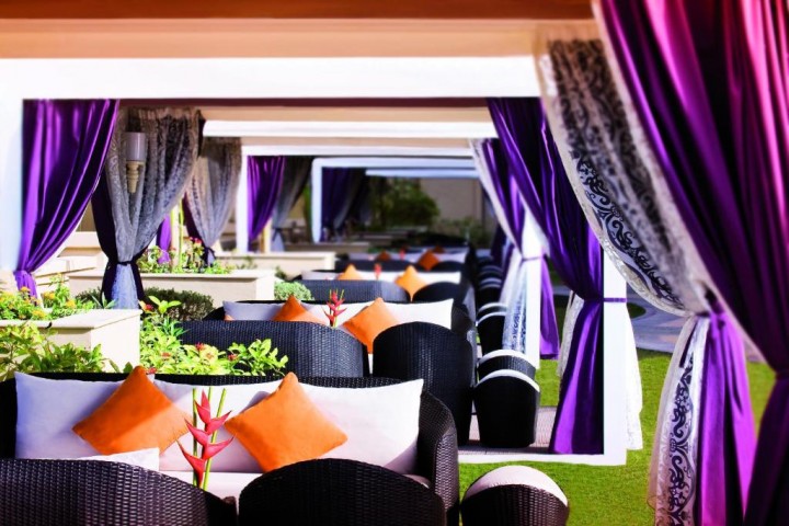 King Room Near Sadaf Building 2 Luxury Bookings