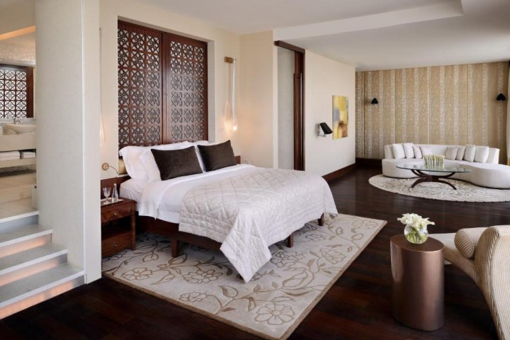 Royal Penthouse Suite nearby Duja Tower SZR. 5 Luxury Bookings
