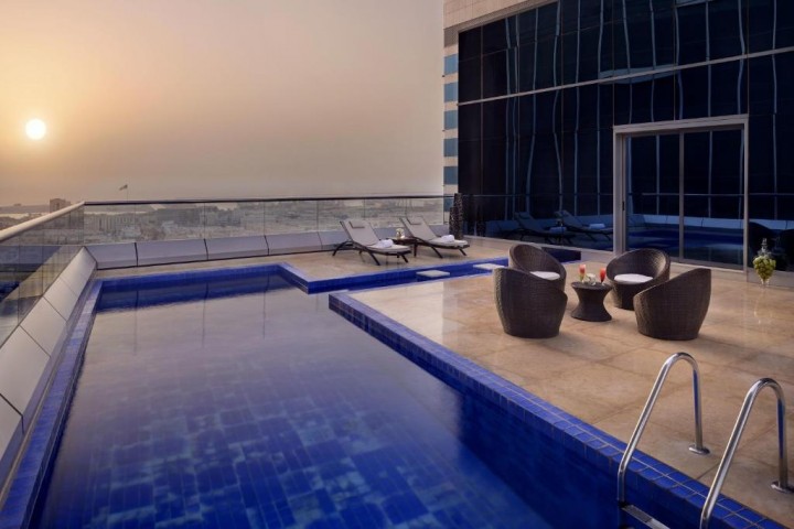 Royal Penthouse Suite nearby Duja Tower SZR. 7 Luxury Bookings