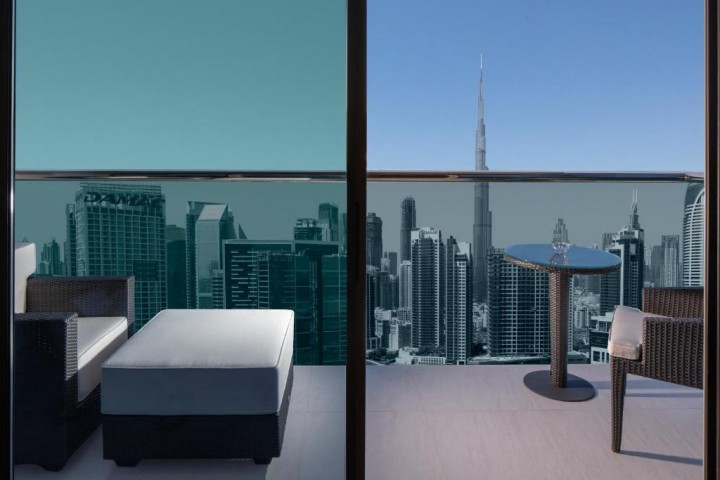 Fancy Deluxe Room With Balcony Near Mayfair Tower 5 Luxury Bookings