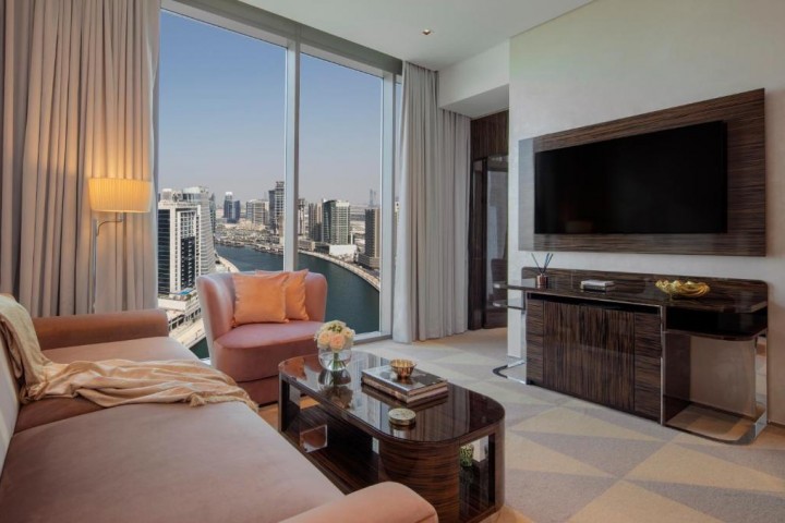 Fancy Deluxe Room With Balcony Near Mayfair Tower 9 Luxury Bookings