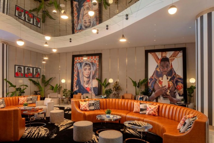 Fancy Deluxe Room With Balcony Near Mayfair Tower 19 Luxury Bookings