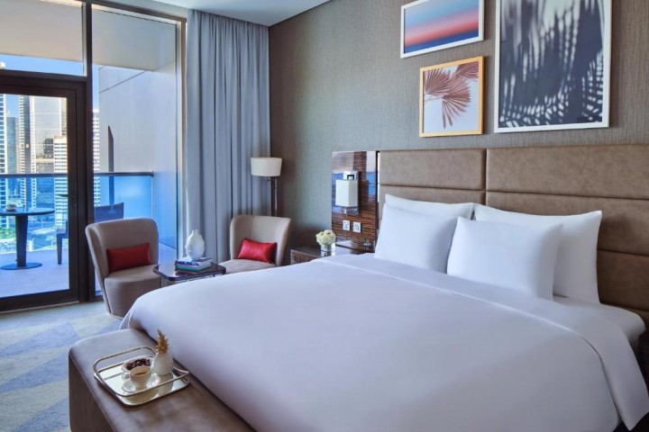 Fancy Deluxe Room With Balcony Near Mayfair Tower 21 Luxury Bookings
