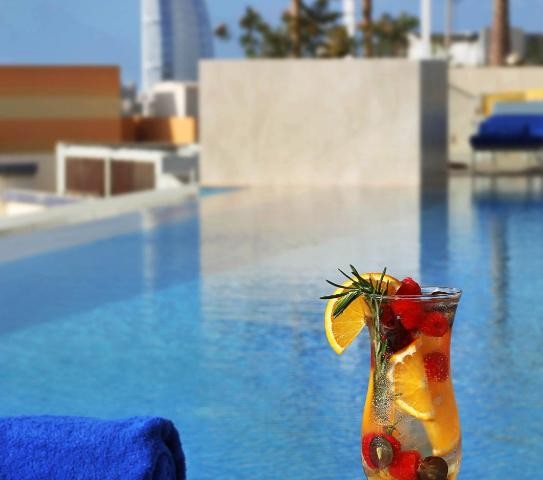 Brand New Executive Suite Near Mashreq Metro 12 Luxury Bookings
