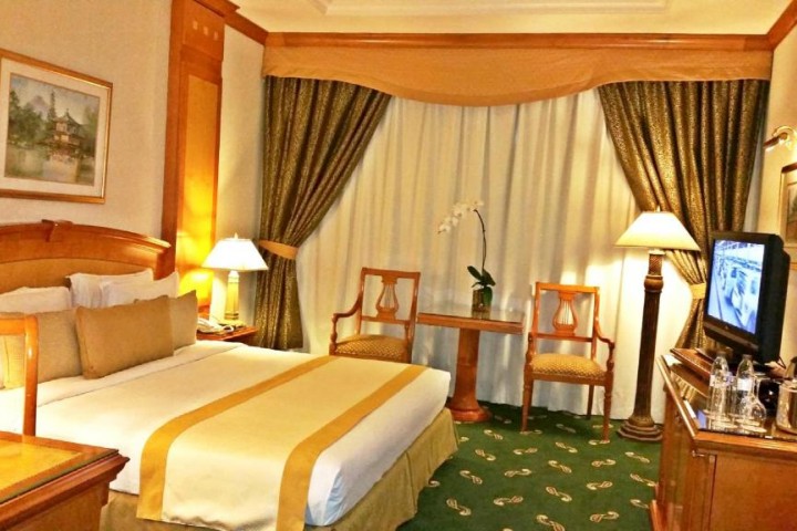 Deluxe Room Near Madina Super Market 3 Luxury Bookings