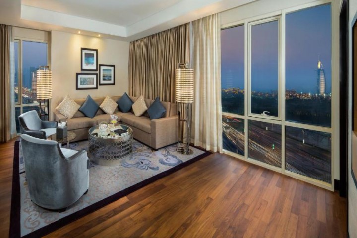 Aspen Three Bedroom Near Mall Of Emirates 15 Luxury Bookings