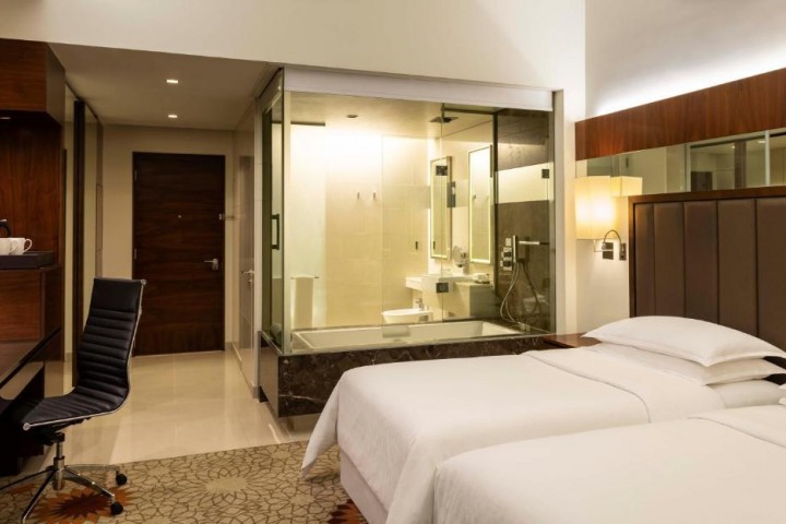 Luxury Classic Room Near Mall Of Emirates 12 Luxury Bookings