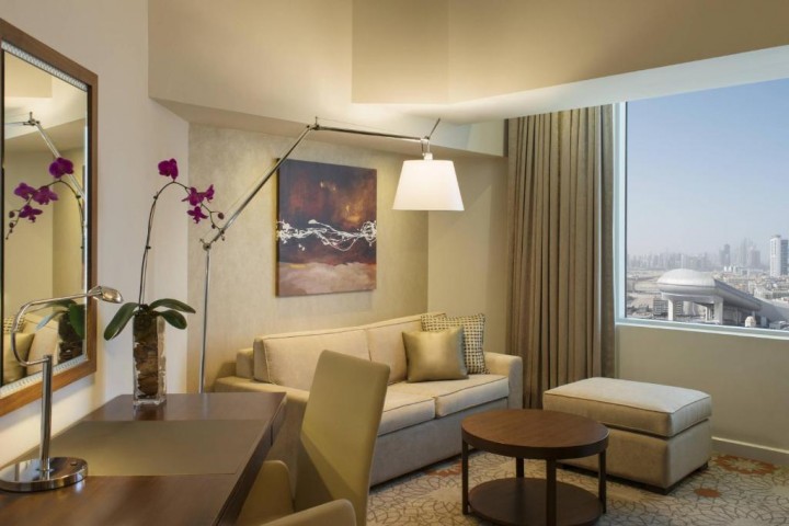 Junior Suite Near Mall Of Emirates 3 Luxury Bookings