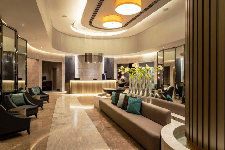 Junior Suite Near Mall Of Emirates 15 Luxury Bookings