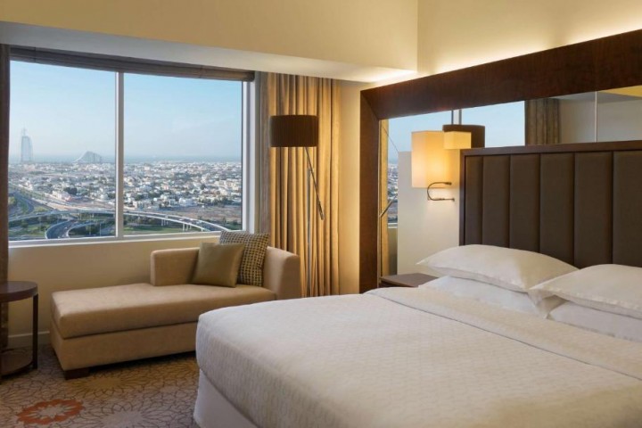 Executive Suite Near Mall Of Emirates 6 Luxury Bookings