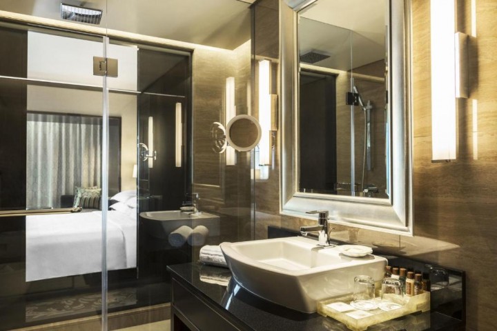 Deluxe Room Near Duabai Land Department 7 Luxury Bookings