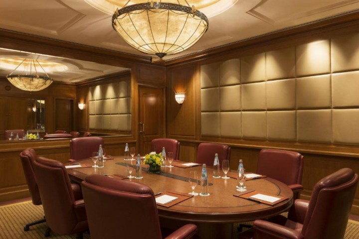 Executive Suite Near Duabai Land Department 14 Luxury Bookings