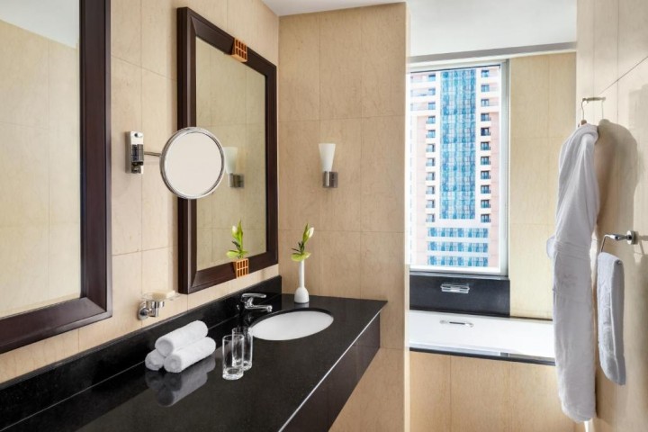 Two Bedroom Apartment Near Financial Centre Metro 12 Luxury Bookings